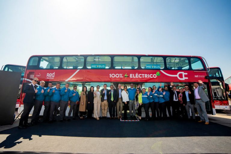 Buses de dos pisos en Santiago de Chile:  El Londres de Latinoámerica