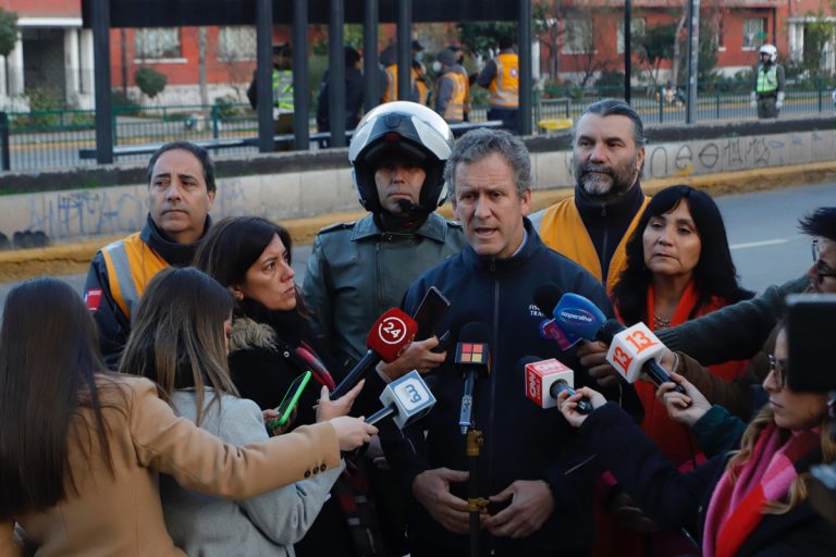 Juan Carlos Muñoz, Ministro de Transportes y Telecomunicaciones de Chile “Viajar por la ciudad equivale a ingresar a mi laboratorio”