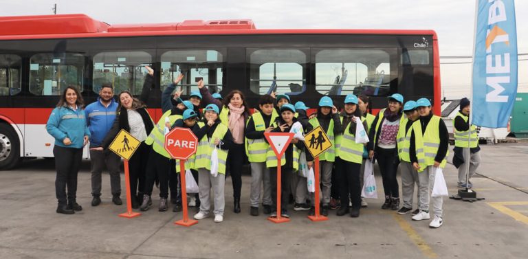 Visitas educativas a colegios: Metbus junto a los niños del mañana